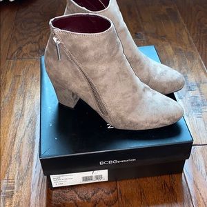 BCBGeneration booties size 8.5